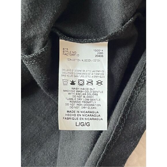 NWT NFL Eagles black v-neck T - L - Picture 8 of 9